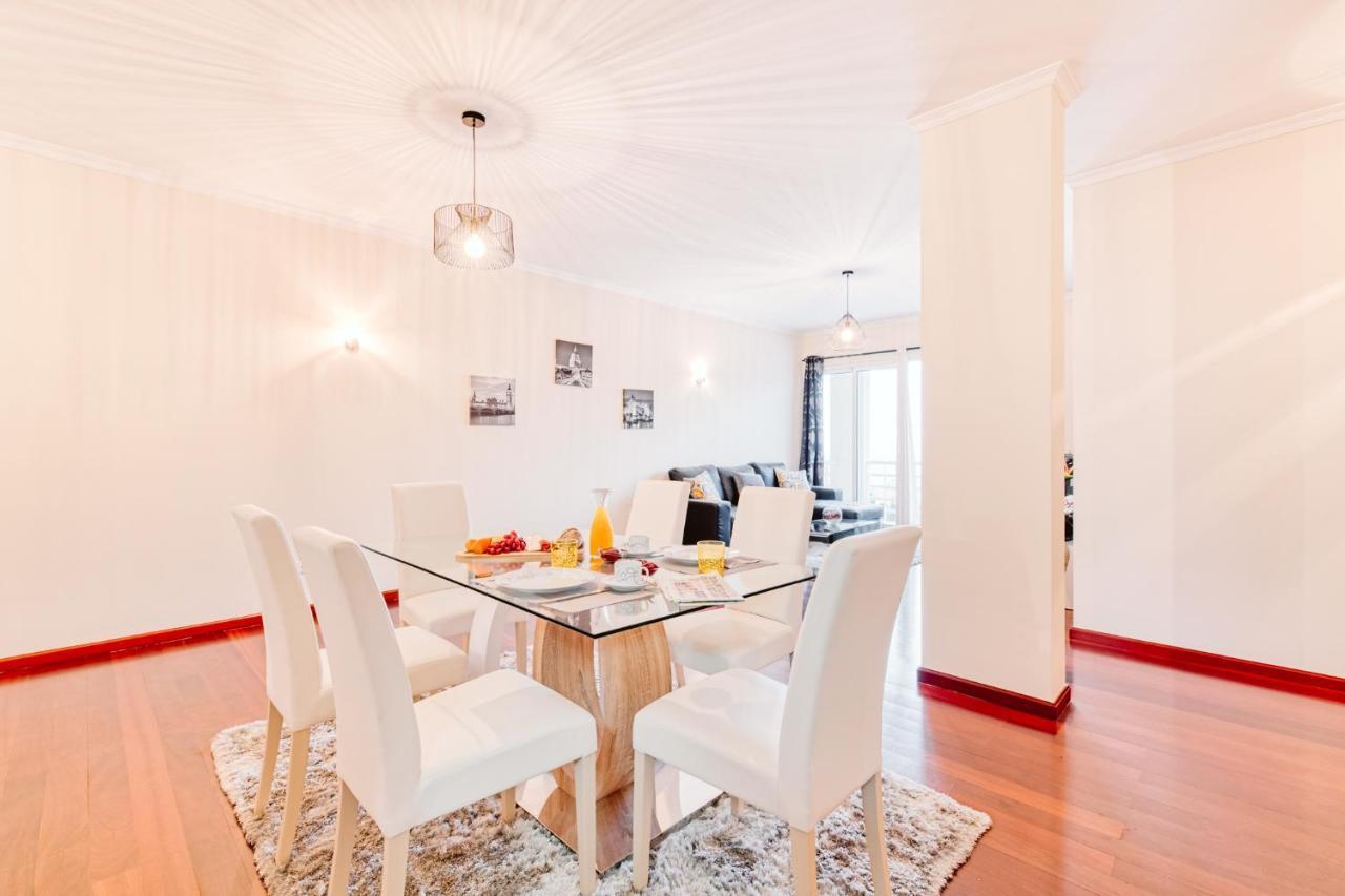 Vip VI - Sea View Apartment Caniço Eksteriør bilde